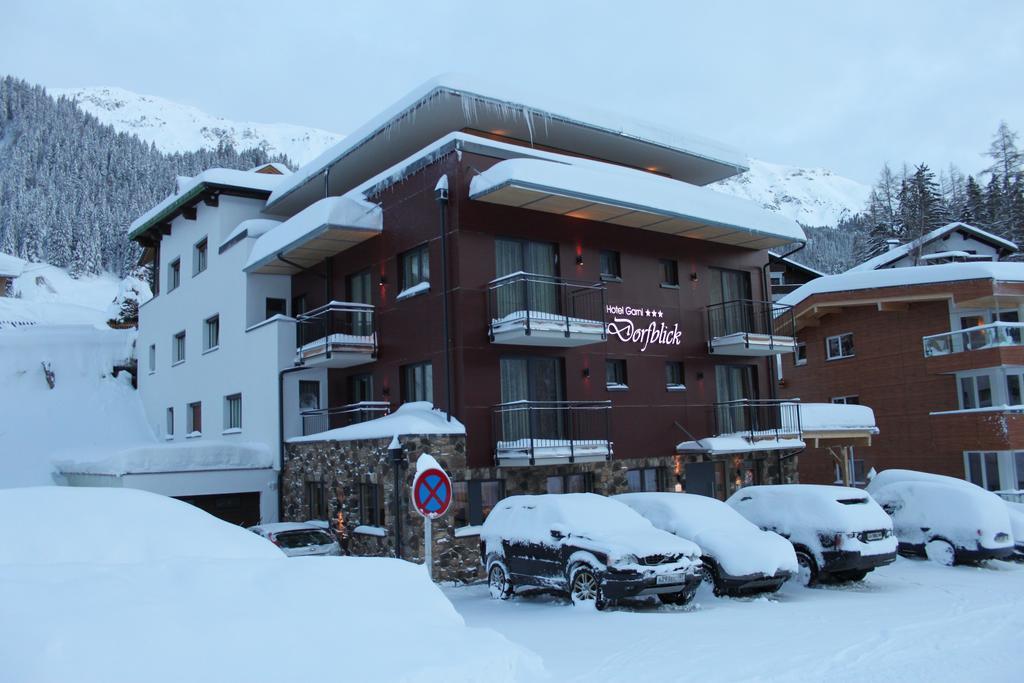 Hotel Garni Dorfblick Sankt Anton am Arlberg Bagian luar foto